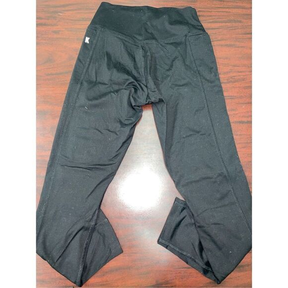 PINK Victoria’s Secret Ultimate Black Leggings with Pockets Size Small - Picture 2 of 5